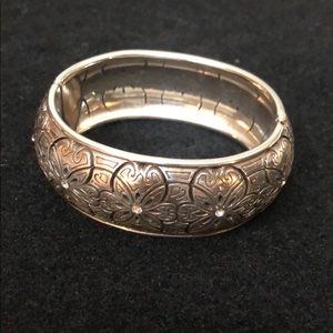Silver Fashion Thick Bangle